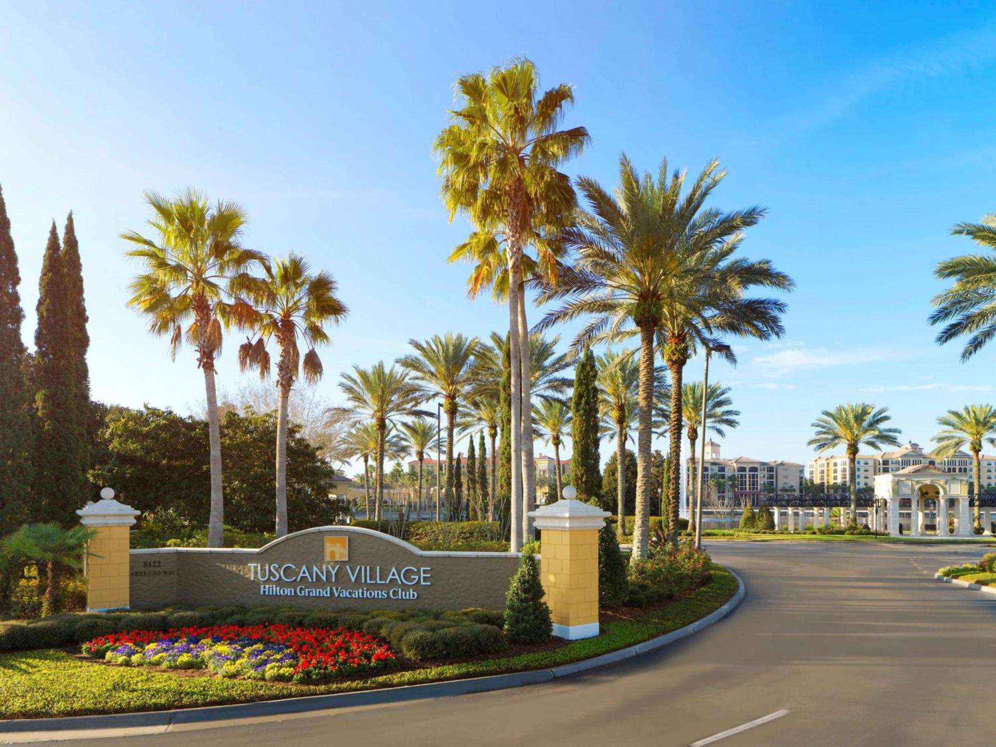 Hilton Grand Vacations Club Tuscany Village Orlando Lake Buena Vista Exterior photo